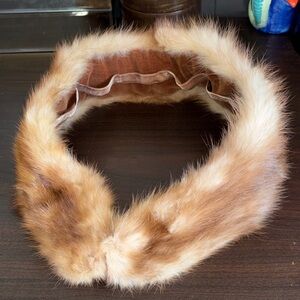VINTAGE EUC stone marten fur collar, wrap, or boa with clips or And, hook for e